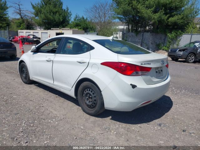 Photo 2 VIN: 5NPDH4AE4CH067171 - HYUNDAI ELANTRA 