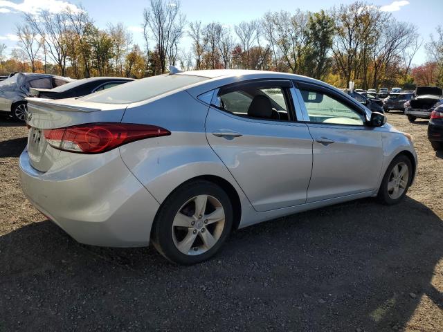 Photo 2 VIN: 5NPDH4AE4CH073777 - HYUNDAI ELANTRA GL 