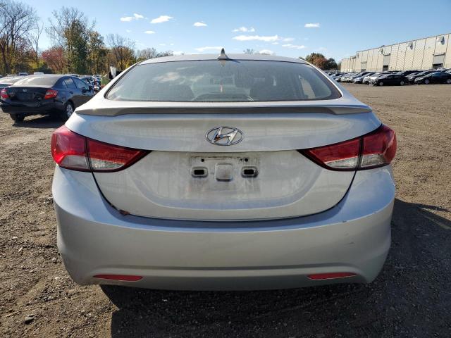 Photo 5 VIN: 5NPDH4AE4CH073777 - HYUNDAI ELANTRA GL 