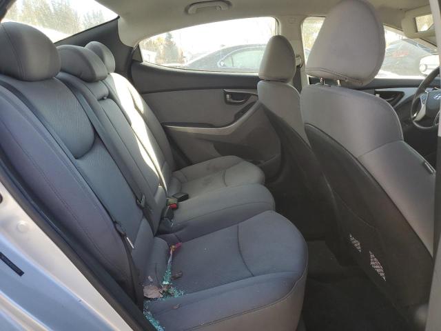 Photo 9 VIN: 5NPDH4AE4CH073777 - HYUNDAI ELANTRA GL 