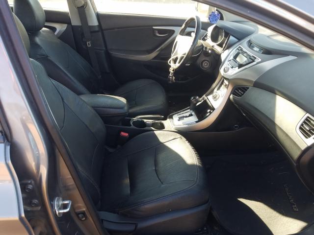 Photo 4 VIN: 5NPDH4AE4CH082009 - HYUNDAI ELANTRA GL 