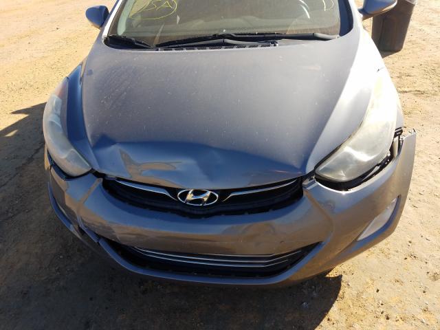 Photo 8 VIN: 5NPDH4AE4CH082009 - HYUNDAI ELANTRA GL 