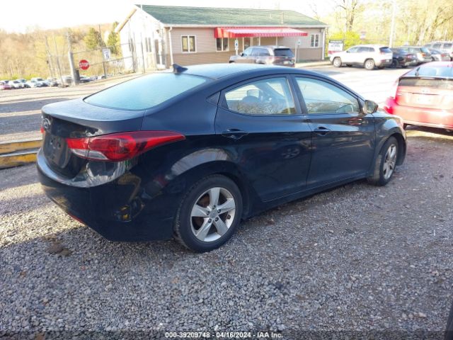 Photo 3 VIN: 5NPDH4AE4CH086304 - HYUNDAI ELANTRA 