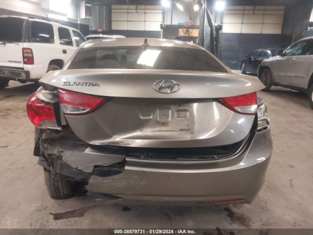 Photo 5 VIN: 5NPDH4AE4CH087405 - HYUNDAI ELANTRA 