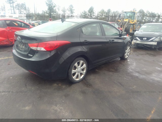 Photo 3 VIN: 5NPDH4AE4CH093043 - HYUNDAI ELANTRA 