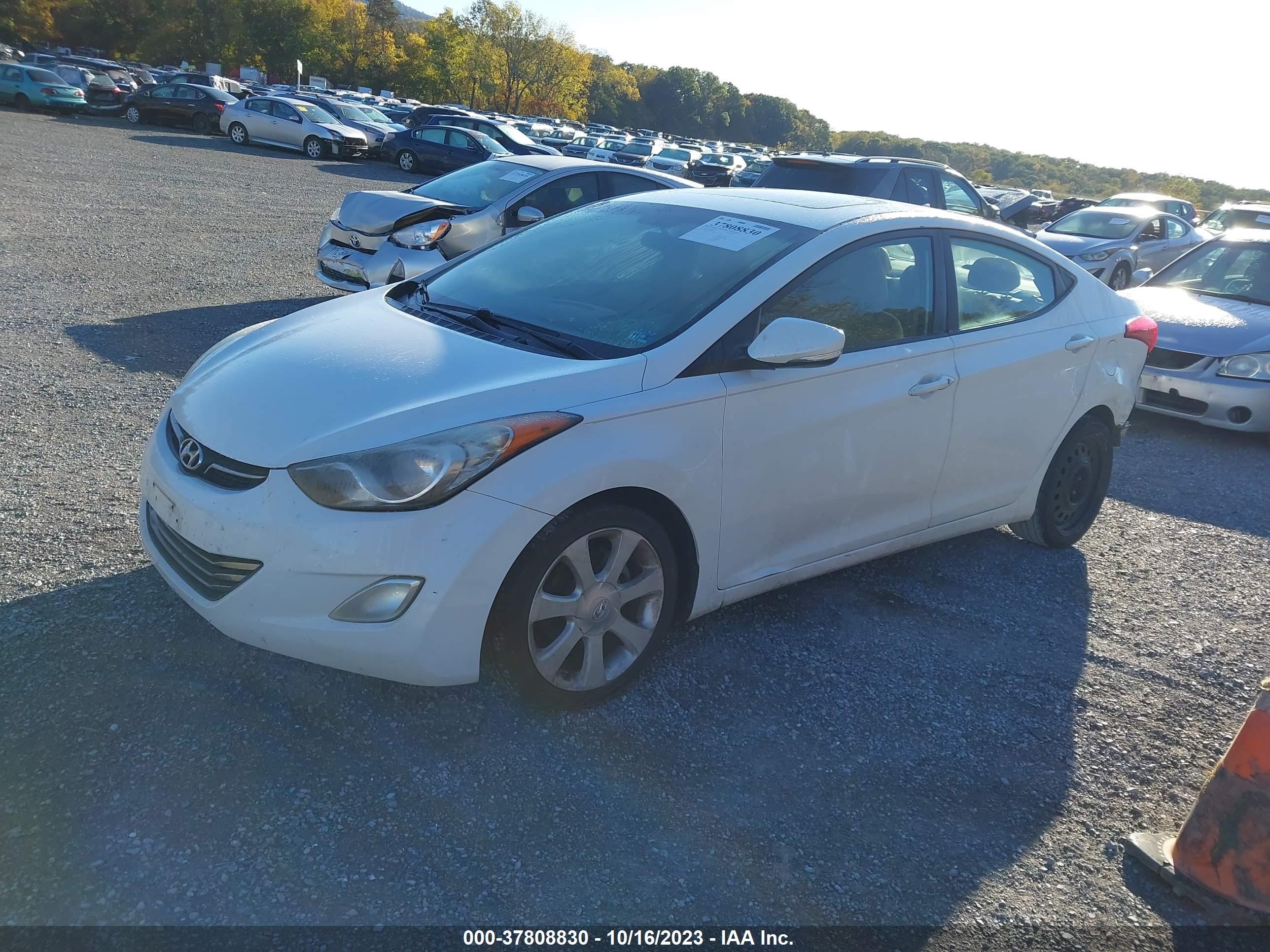 Photo 1 VIN: 5NPDH4AE4CH094273 - HYUNDAI ELANTRA 