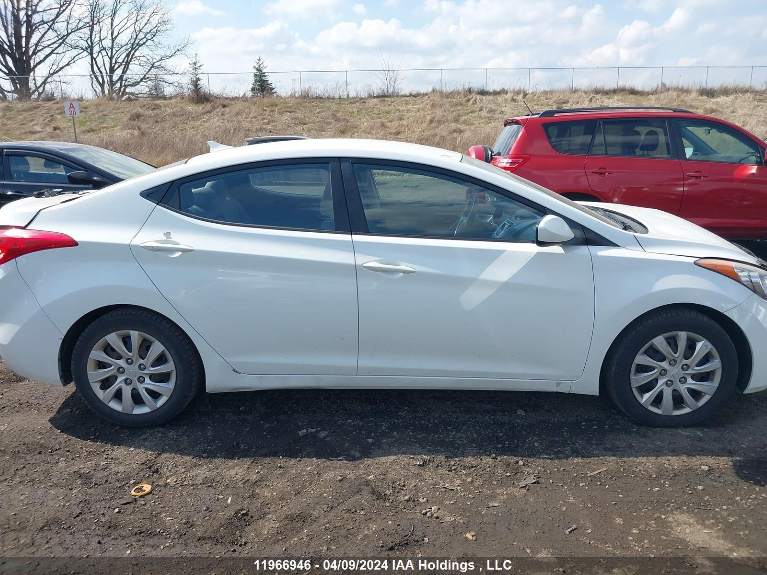 Photo 12 VIN: 5NPDH4AE4CH108625 - HYUNDAI ELANTRA 