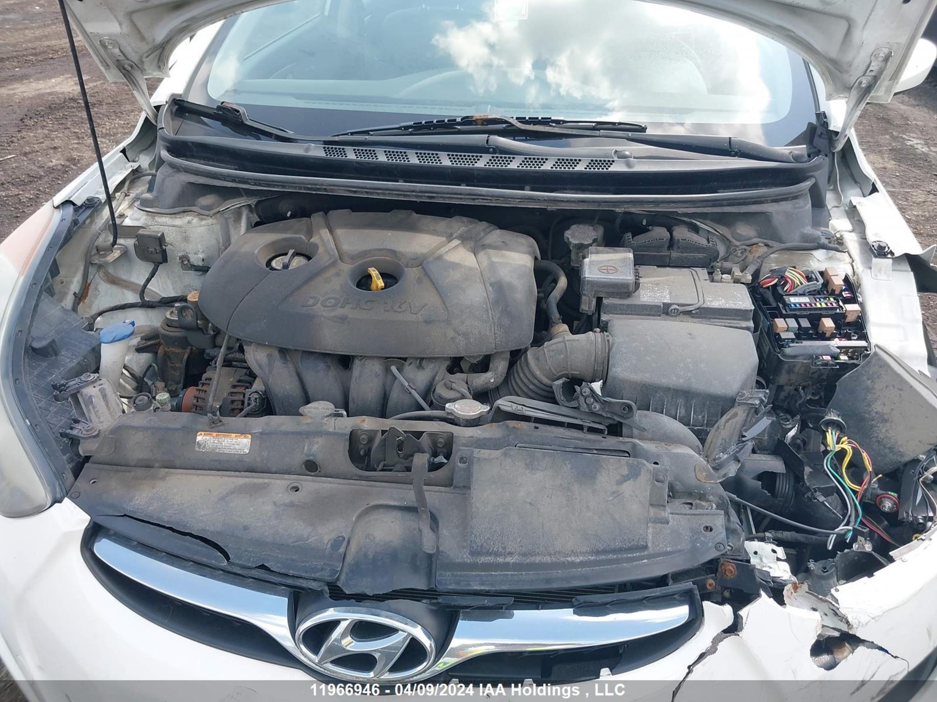 Photo 9 VIN: 5NPDH4AE4CH108625 - HYUNDAI ELANTRA 