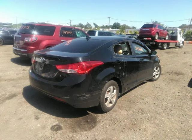 Photo 3 VIN: 5NPDH4AE4CH111847 - HYUNDAI ELANTRA 