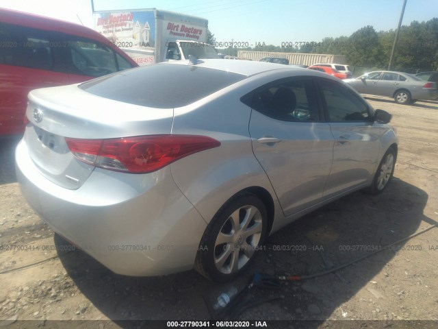 Photo 3 VIN: 5NPDH4AE4CH113906 - HYUNDAI ELANTRA 