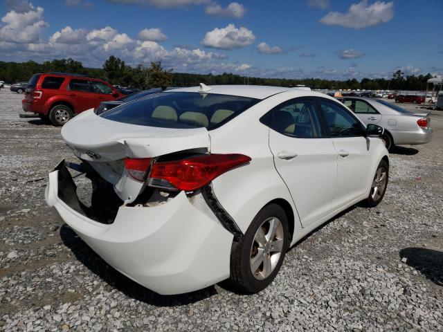 Photo 3 VIN: 5NPDH4AE4CH118801 - HYUNDAI ELANTRA GL 