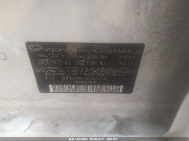 Photo 8 VIN: 5NPDH4AE4CH123190 - HYUNDAI ELANTRA 