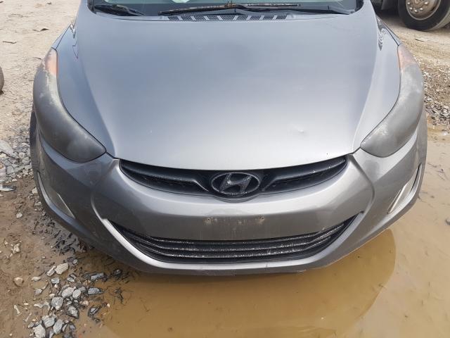 Photo 6 VIN: 5NPDH4AE4CH127899 - HYUNDAI ELANTRA GL 