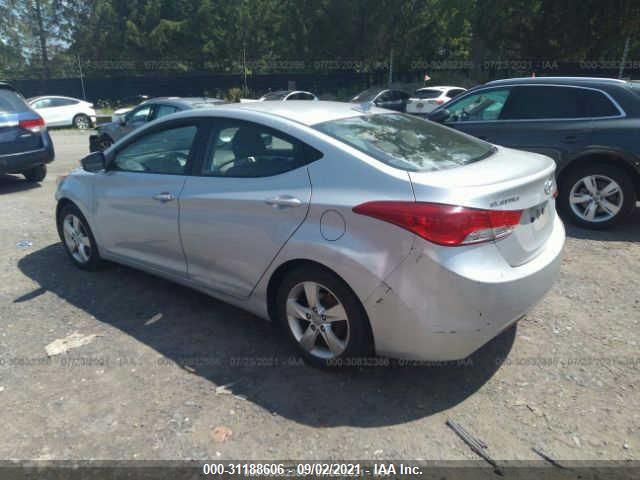 Photo 2 VIN: 5NPDH4AE4CH144752 - HYUNDAI ELANTRA 