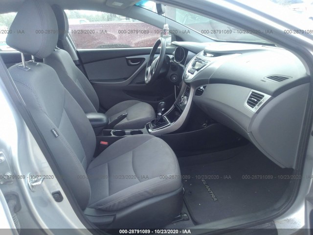 Photo 4 VIN: 5NPDH4AE4DH156501 - HYUNDAI ELANTRA 