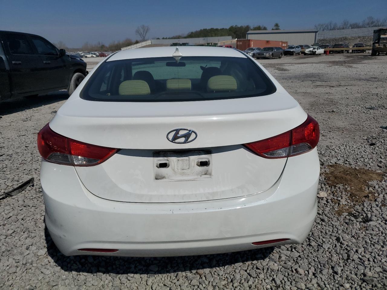 Photo 5 VIN: 5NPDH4AE4DH156787 - HYUNDAI ELANTRA 