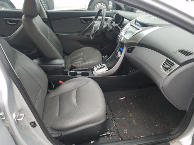 Photo 4 VIN: 5NPDH4AE4DH157258 - HYUNDAI ELANTRA GL 