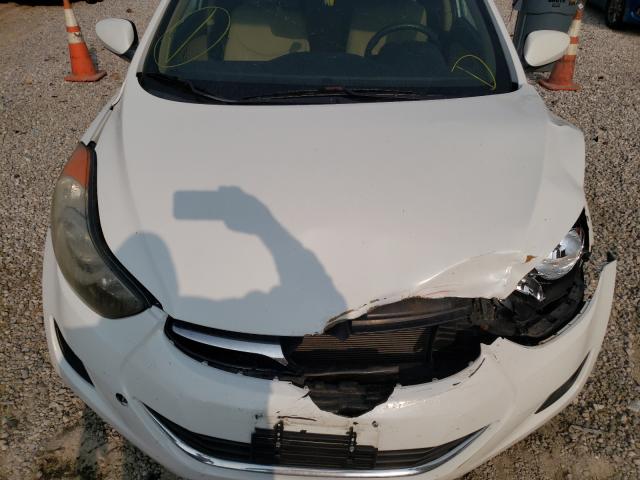 Photo 6 VIN: 5NPDH4AE4DH161813 - HYUNDAI ELANTRA GL 