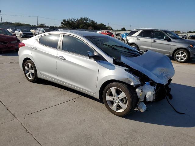 Photo 3 VIN: 5NPDH4AE4DH175968 - HYUNDAI ELANTRA GL 