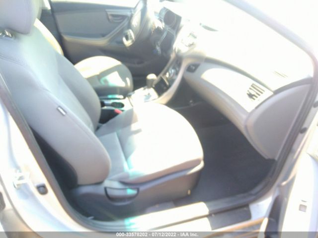 Photo 4 VIN: 5NPDH4AE4DH213473 - HYUNDAI ELANTRA 