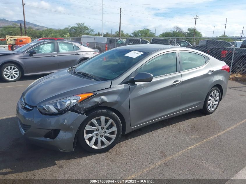 Photo 1 VIN: 5NPDH4AE4DH213747 - HYUNDAI ELANTRA 