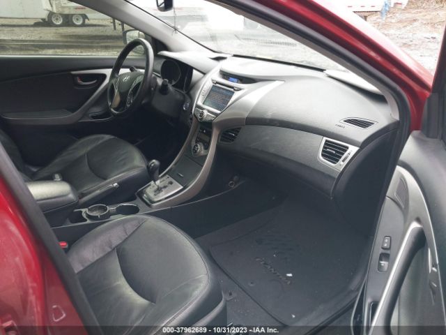 Photo 4 VIN: 5NPDH4AE4DH217412 - HYUNDAI ELANTRA 