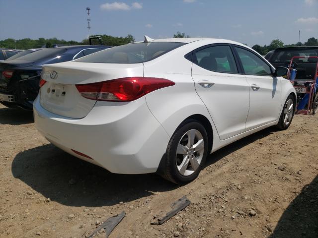 Photo 3 VIN: 5NPDH4AE4DH217457 - HYUNDAI ELANTRA GL 