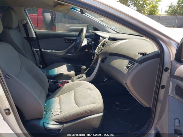 Photo 4 VIN: 5NPDH4AE4DH231388 - HYUNDAI ELANTRA 