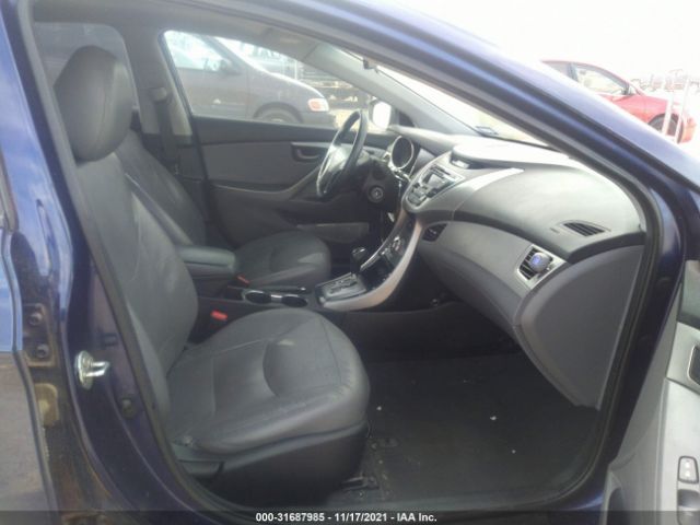 Photo 4 VIN: 5NPDH4AE4DH233920 - HYUNDAI ELANTRA 