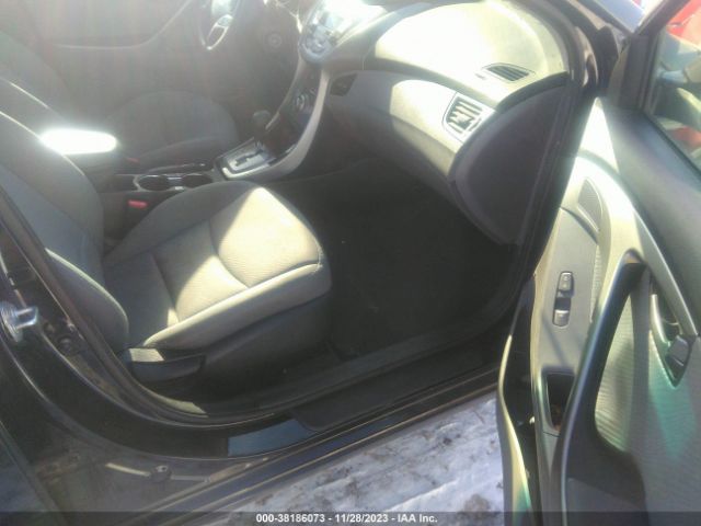 Photo 4 VIN: 5NPDH4AE4DH247610 - HYUNDAI ELANTRA 