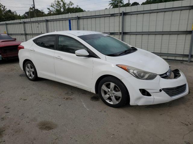 Photo 3 VIN: 5NPDH4AE4DH255402 - HYUNDAI ELANTRA 