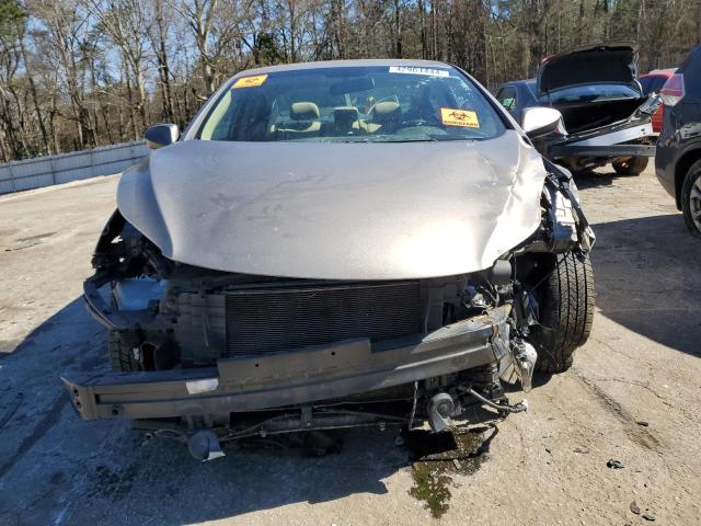 Photo 4 VIN: 5NPDH4AE4DH257084 - HYUNDAI ELANTRA 