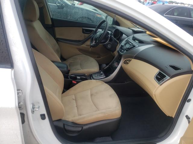 Photo 4 VIN: 5NPDH4AE4DH259241 - HYUNDAI ELANTRA GL 