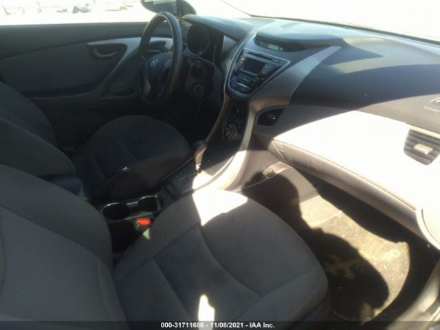 Photo 4 VIN: 5NPDH4AE4DH261524 - HYUNDAI ELANTRA 