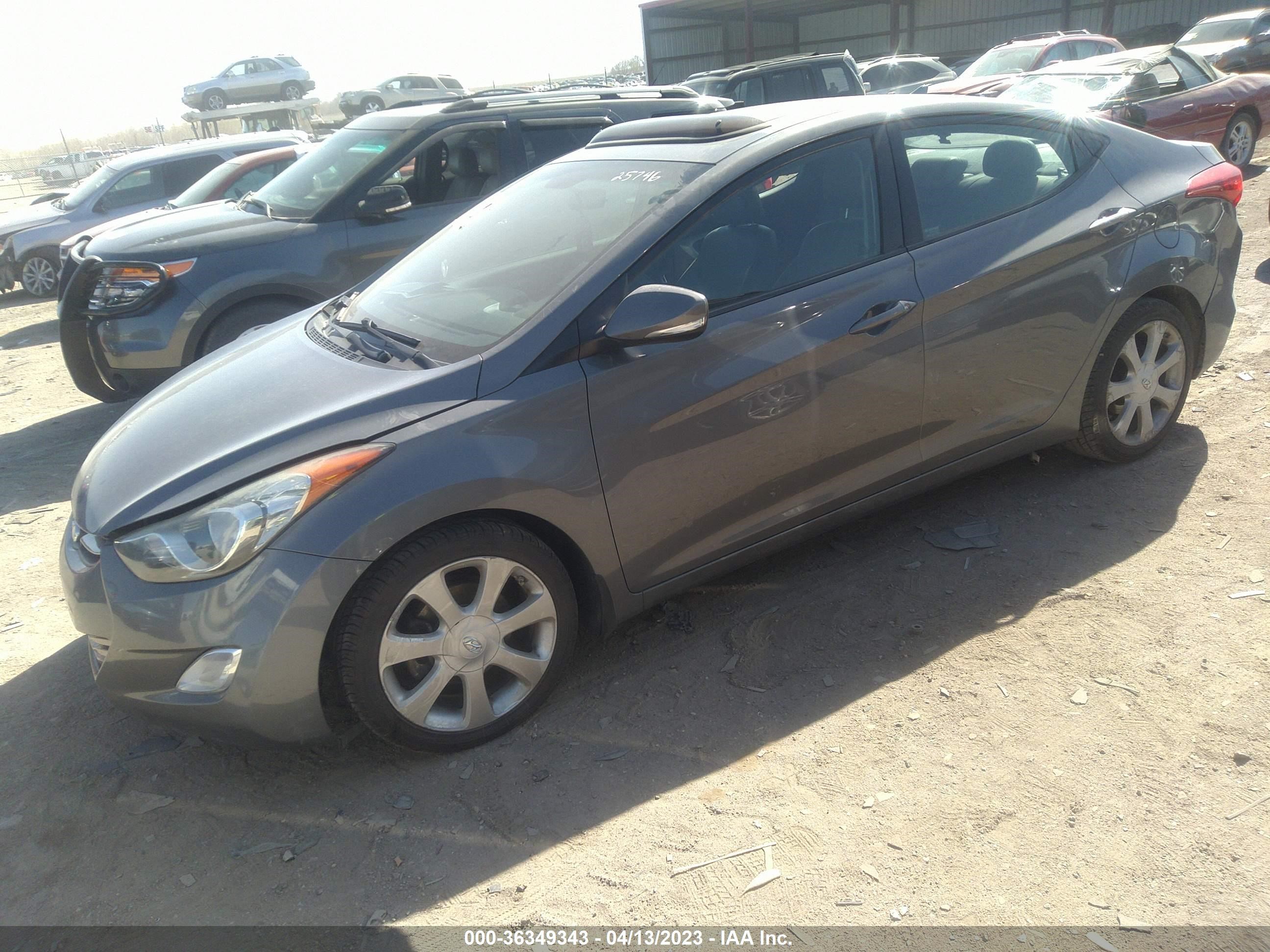 Photo 1 VIN: 5NPDH4AE4DH261815 - HYUNDAI ELANTRA 