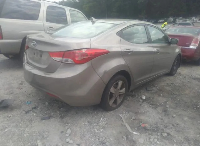 Photo 3 VIN: 5NPDH4AE4DH271776 - HYUNDAI ELANTRA 