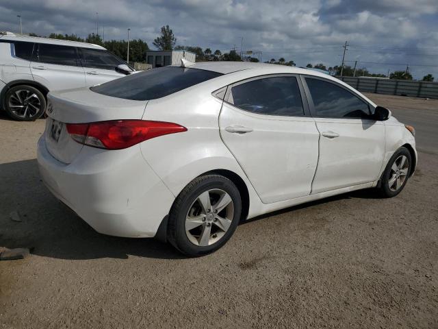 Photo 2 VIN: 5NPDH4AE4DH272300 - HYUNDAI ELANTRA GL 