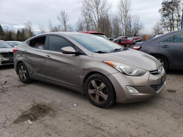 Photo 3 VIN: 5NPDH4AE4DH274922 - HYUNDAI ELANTRA 