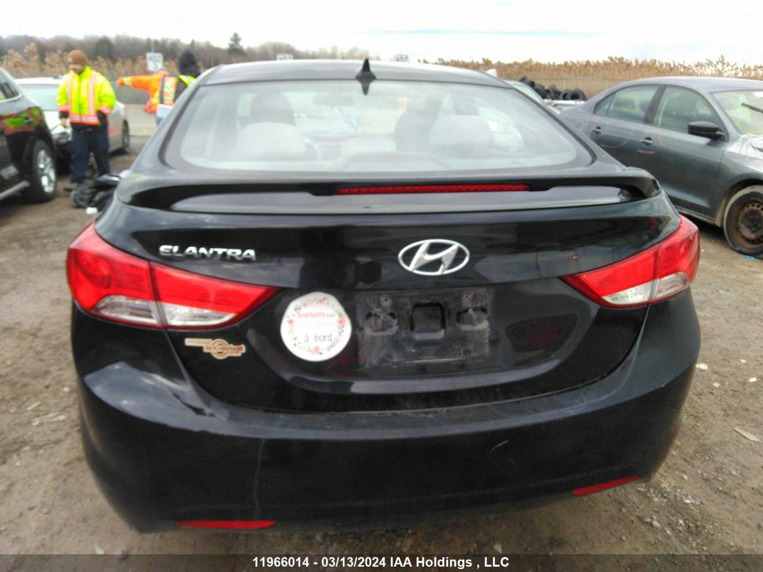 Photo 15 VIN: 5NPDH4AE4DH277013 - HYUNDAI ELANTRA 