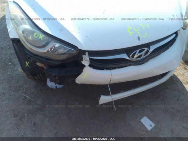 Photo 5 VIN: 5NPDH4AE4DH280722 - HYUNDAI ELANTRA 