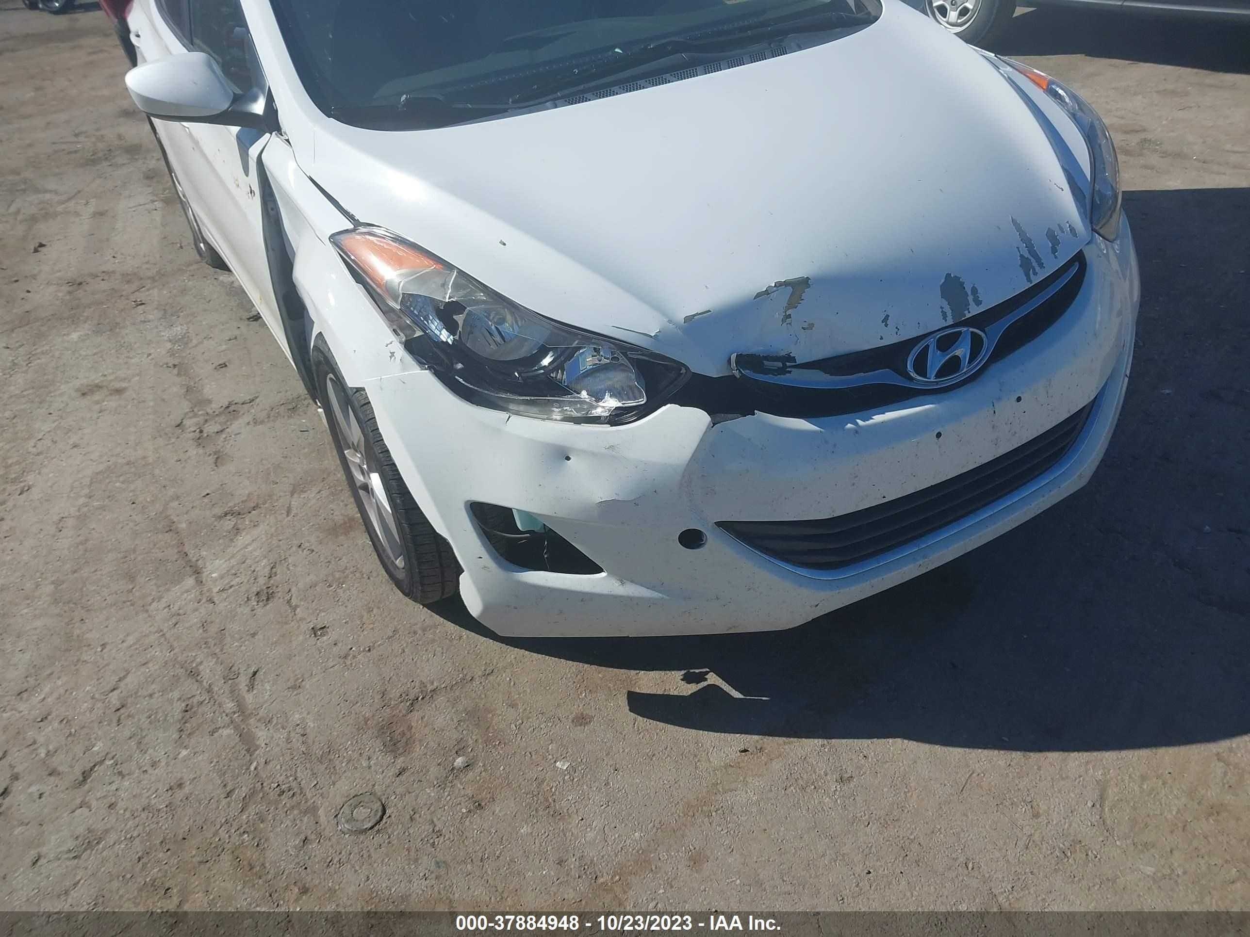 Photo 5 VIN: 5NPDH4AE4DH295527 - HYUNDAI ELANTRA 