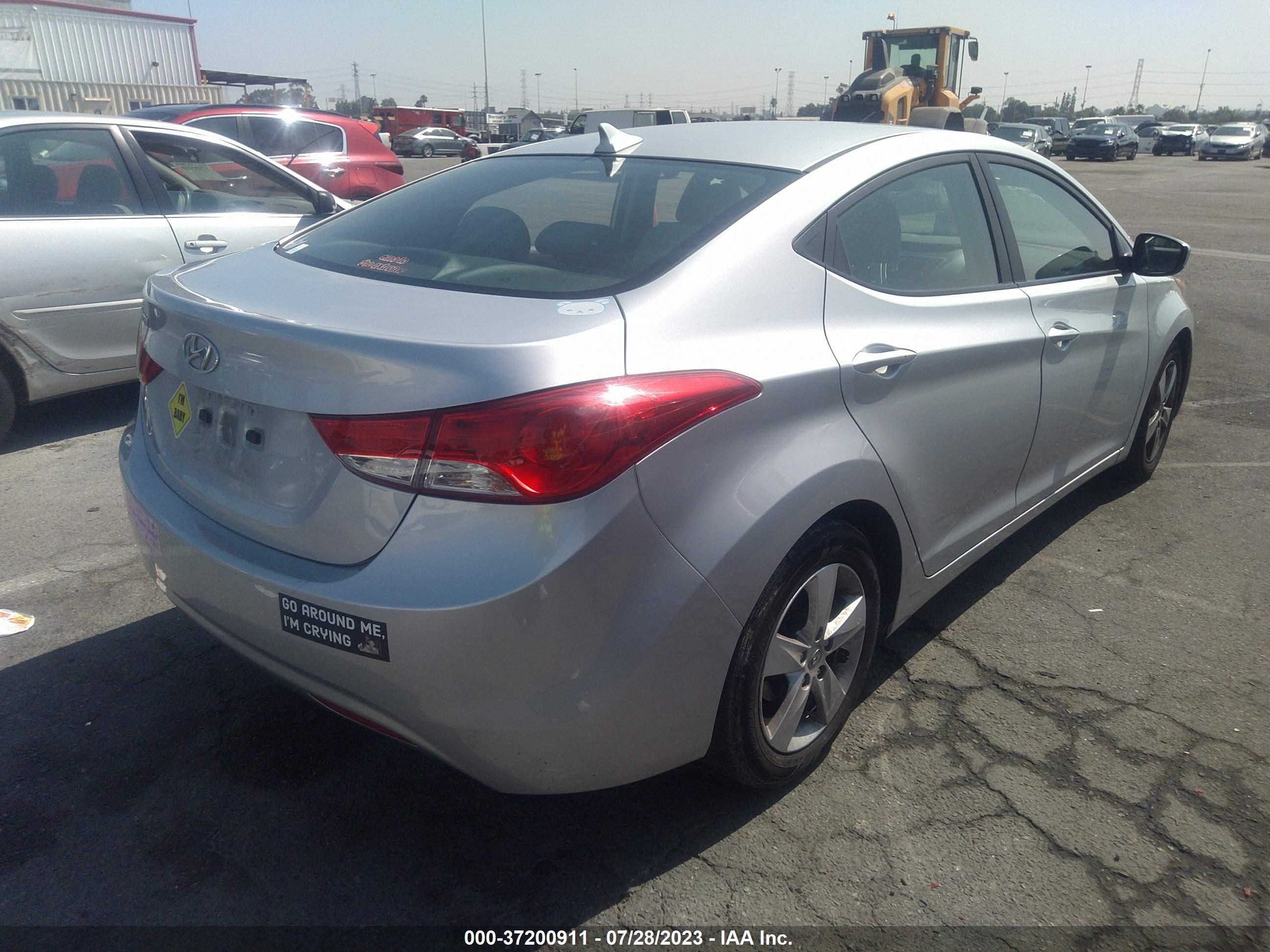 Photo 3 VIN: 5NPDH4AE4DH302993 - HYUNDAI ELANTRA 