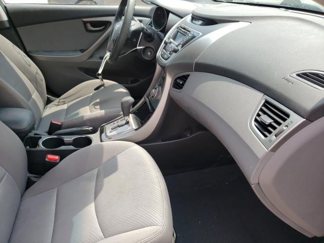 Photo 4 VIN: 5NPDH4AE4DH311676 - HYUNDAI ELANTRA GL 