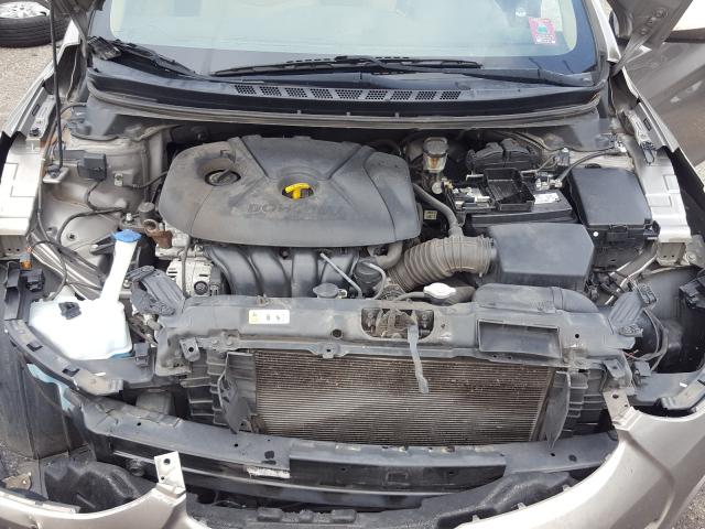 Photo 6 VIN: 5NPDH4AE4DH314464 - HYUNDAI ELANTRA 