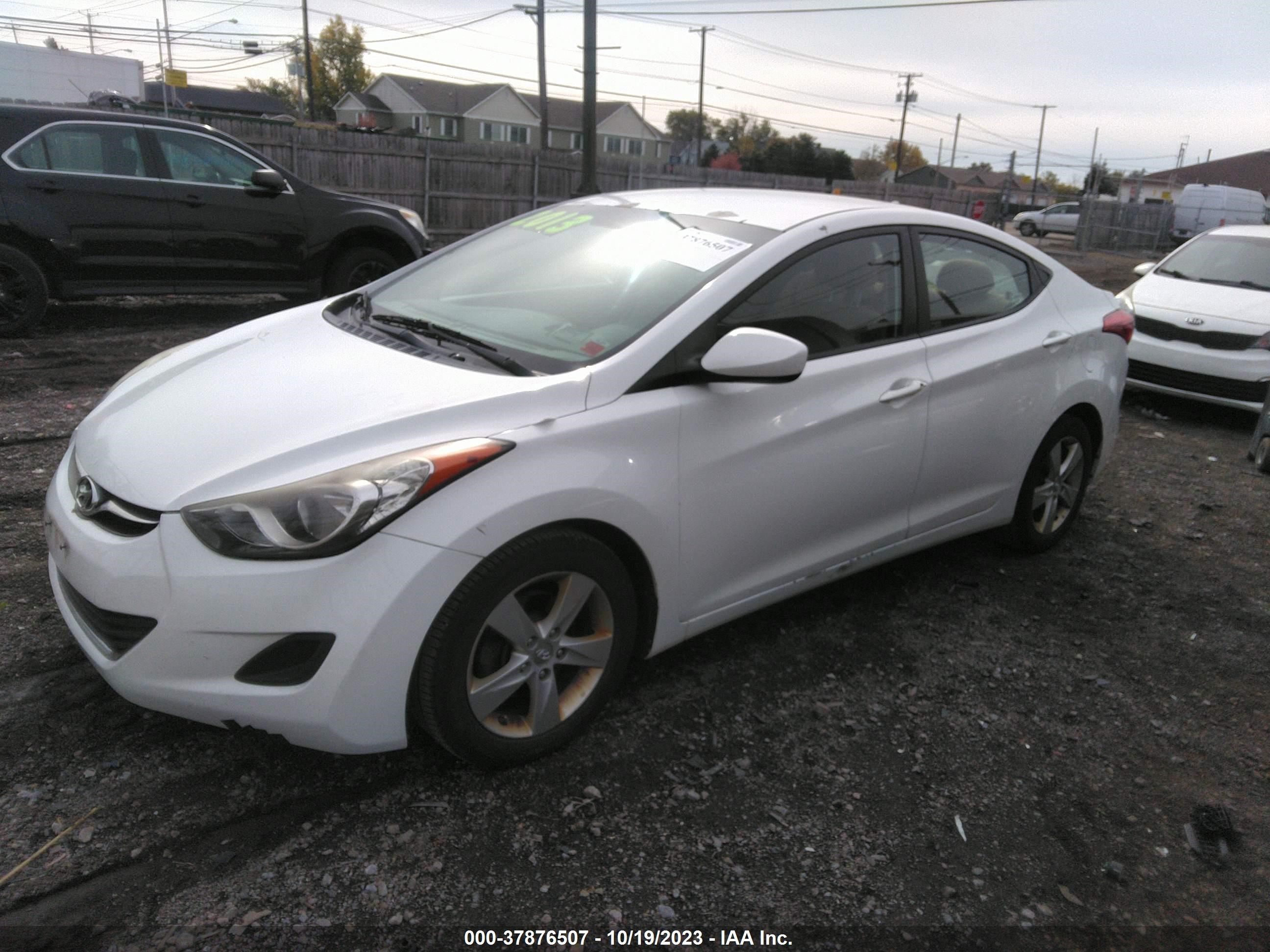 Photo 1 VIN: 5NPDH4AE4DH320720 - HYUNDAI ELANTRA 