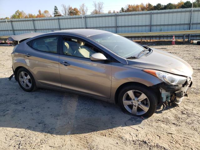 Photo 3 VIN: 5NPDH4AE4DH321026 - HYUNDAI ELANTRA 