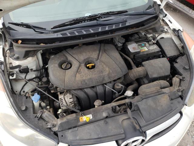 Photo 6 VIN: 5NPDH4AE4DH322757 - HYUNDAI ELANTRA GL 