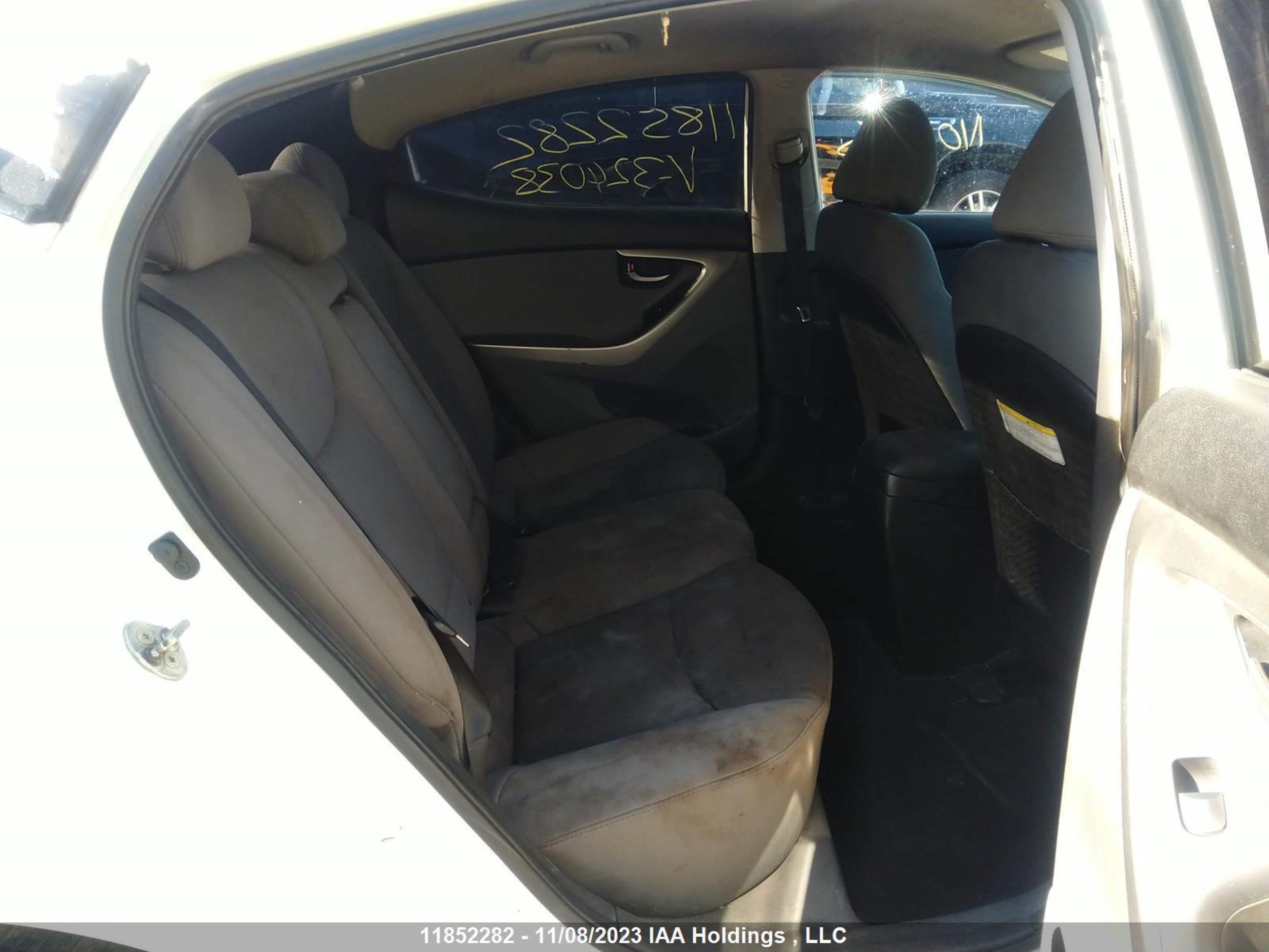 Photo 7 VIN: 5NPDH4AE4DH324038 - HYUNDAI ELANTRA 