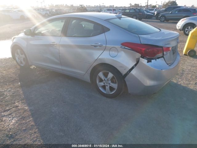 Photo 5 VIN: 5NPDH4AE4DH332740 - HYUNDAI ELANTRA 