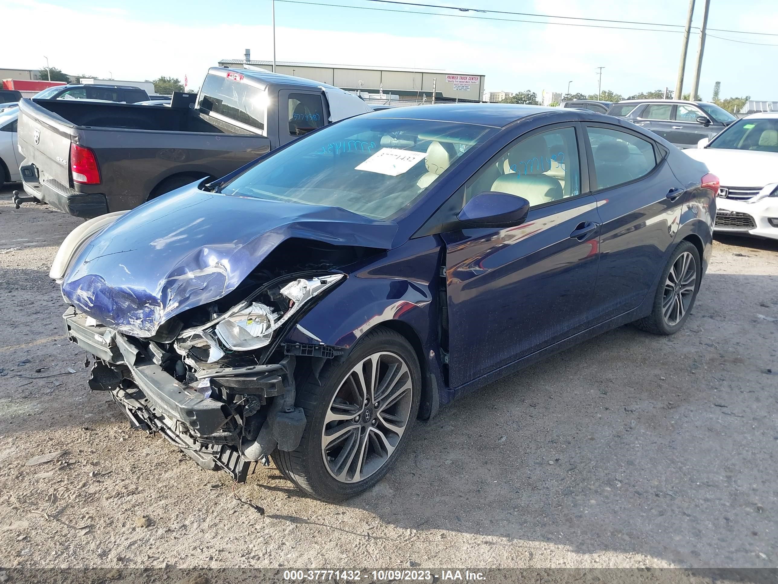 Photo 1 VIN: 5NPDH4AE4DH332785 - HYUNDAI ELANTRA 